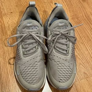 Nike Air Max 270